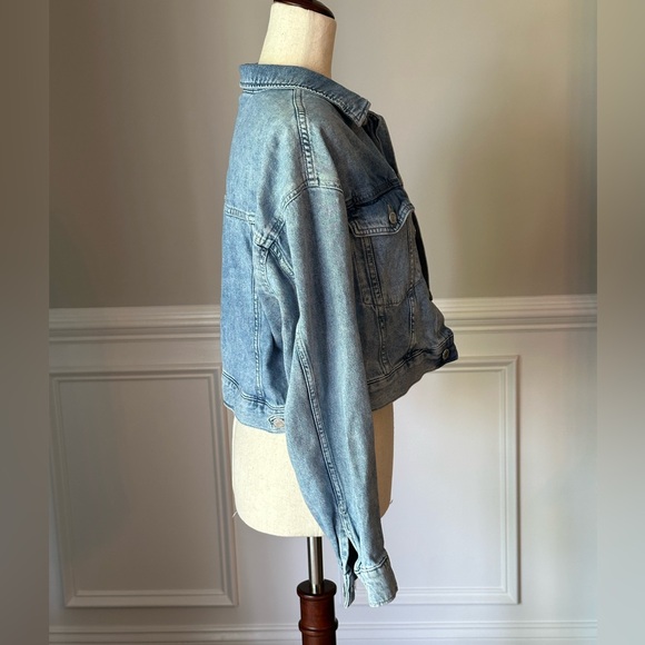 H&M Cropped Denim Jacket size 18 - Picture 2 of 9